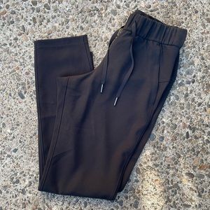 Lululemon On the Fly Pants Woven